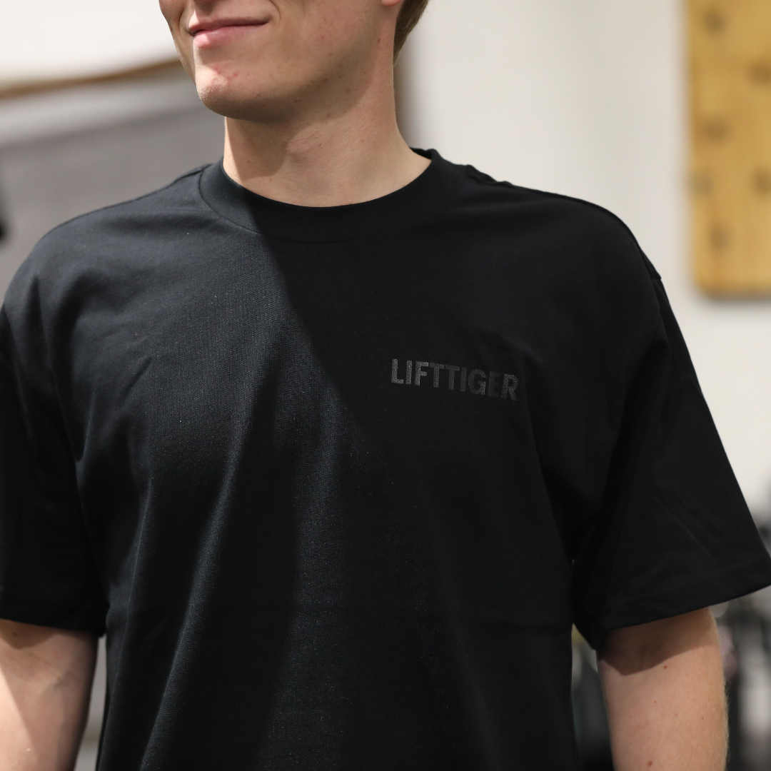 STRENGTH HEAVY TEE - BLACK
