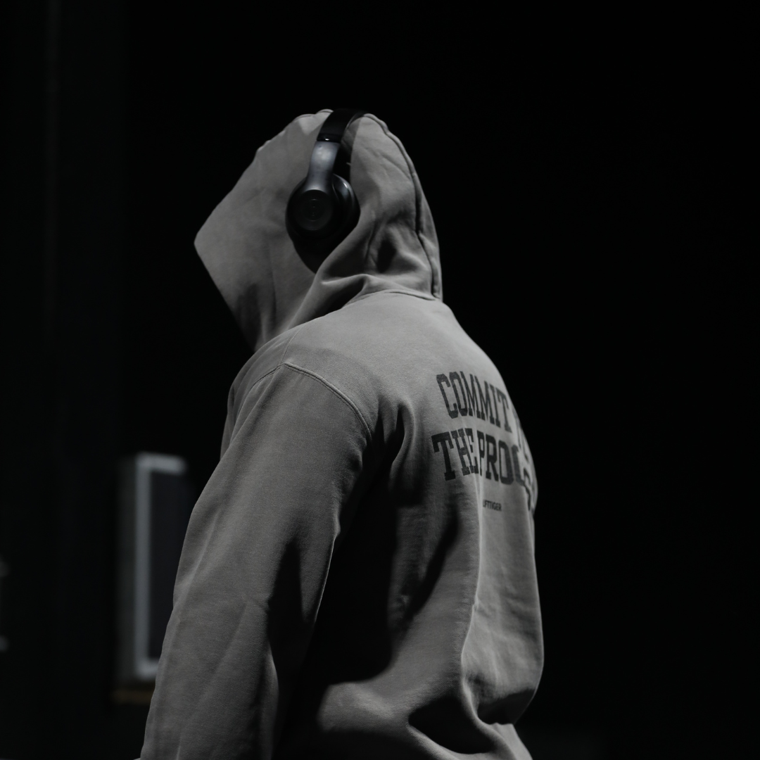 COMMIT HOODIE - GRAY