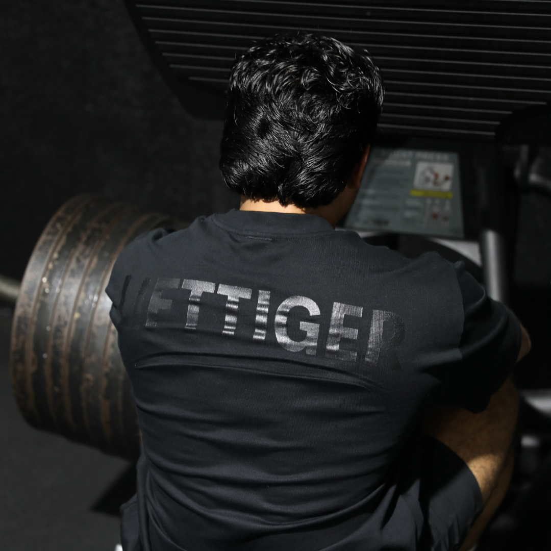 STRENGTH HEAVY TEE - BLACK