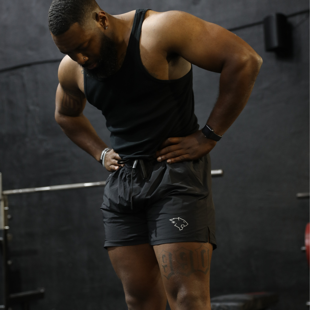 ESSENTIAL 5” SHORT - BLACK